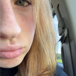 Meet your Posher, Skylar